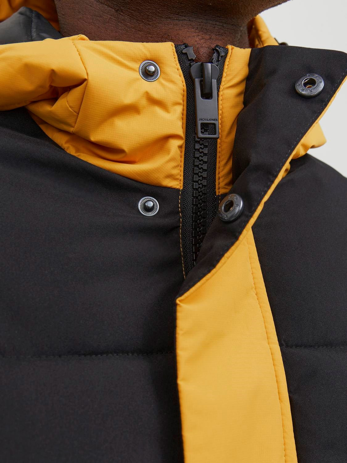 Jack&Jones Oversize Kapüşonlu Şişme Mont - Günlük Kullanım