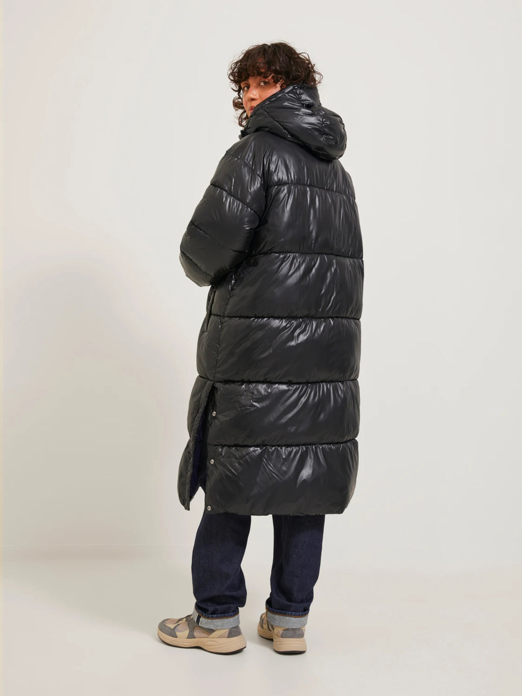 Jack&Jones JJXX Oversize Kapüşonlu Midi Şişme Mont - Kışlık