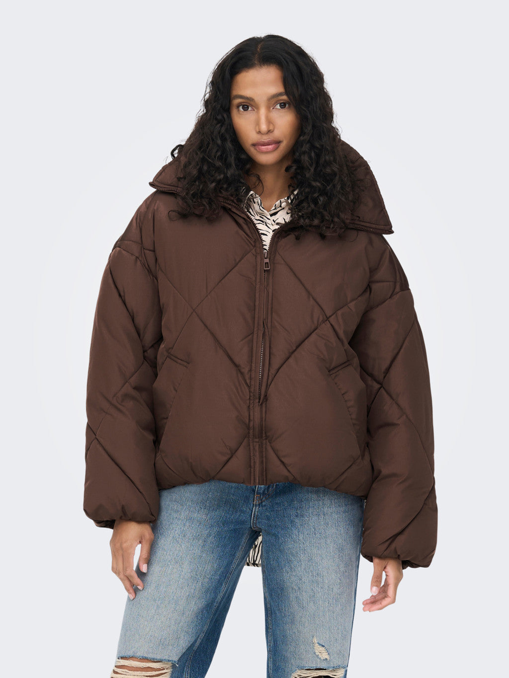 Only Oversize Kapüşonlu Şişme Mont - Minimalist Günlük Tarz