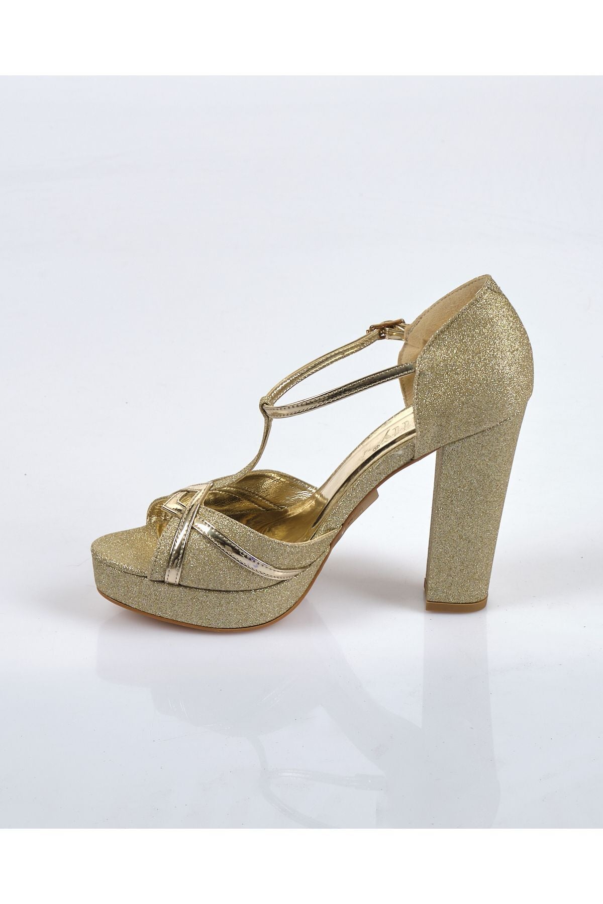 Natty Shoes Metalik Platform Topuklu T-Strap Kadın Ayakkabı - Özel Günler İçin Translation missing: tr.content.product_image_secondary