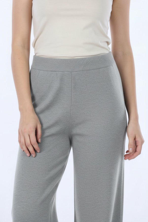 On Beli Lastikli Bol Paça Triko Pantolon
