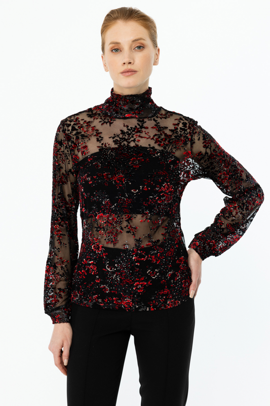 عشر بلوزات نسائية 24KON41509