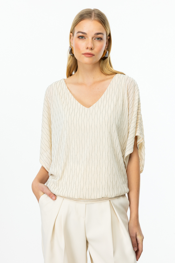On Kadın V Yaka Oversize Minimalist Bluz - Şifon Kumaş