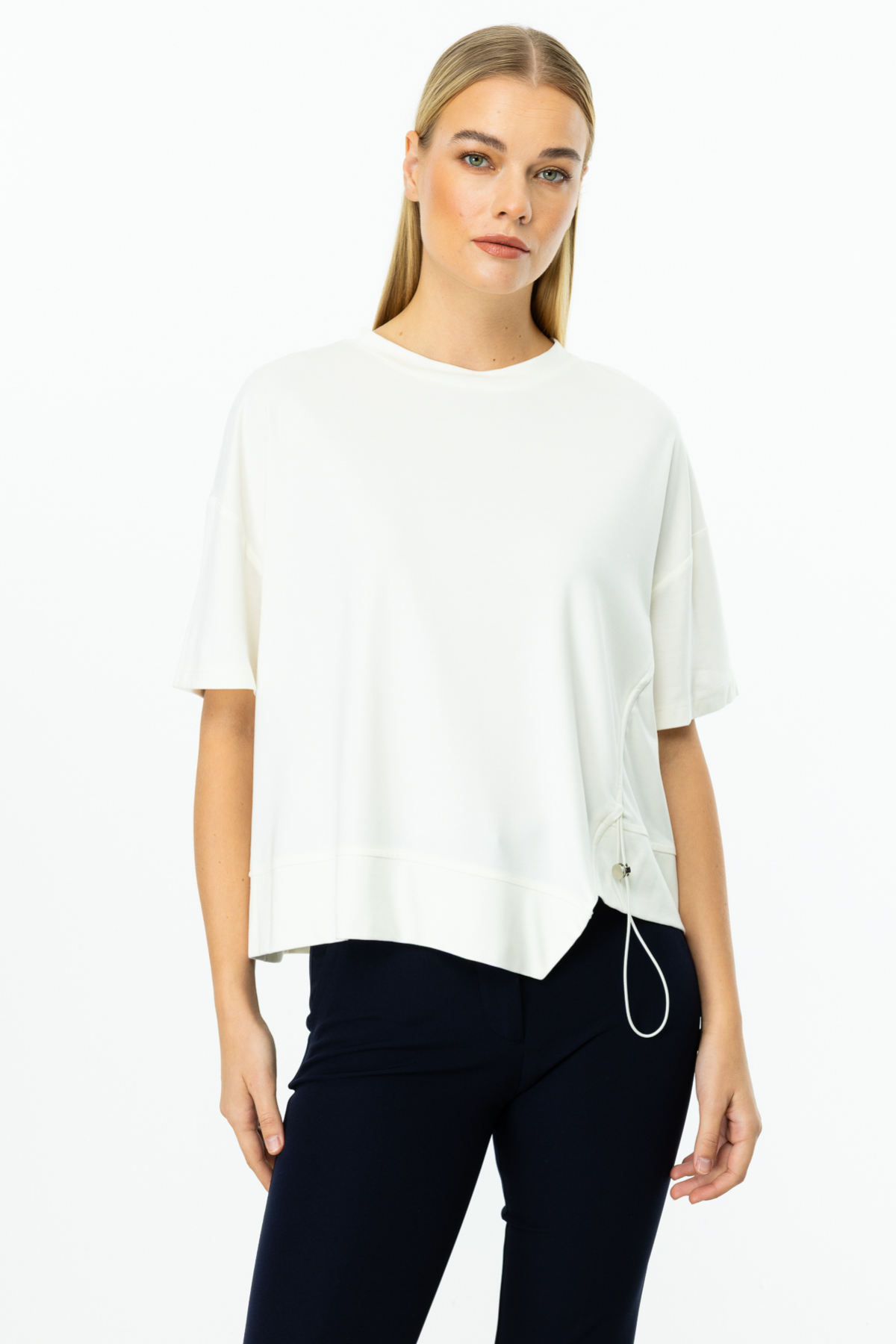 On Asimetrik Desenli Oversize Kadın Bluz 25Y56327 Ana görsel