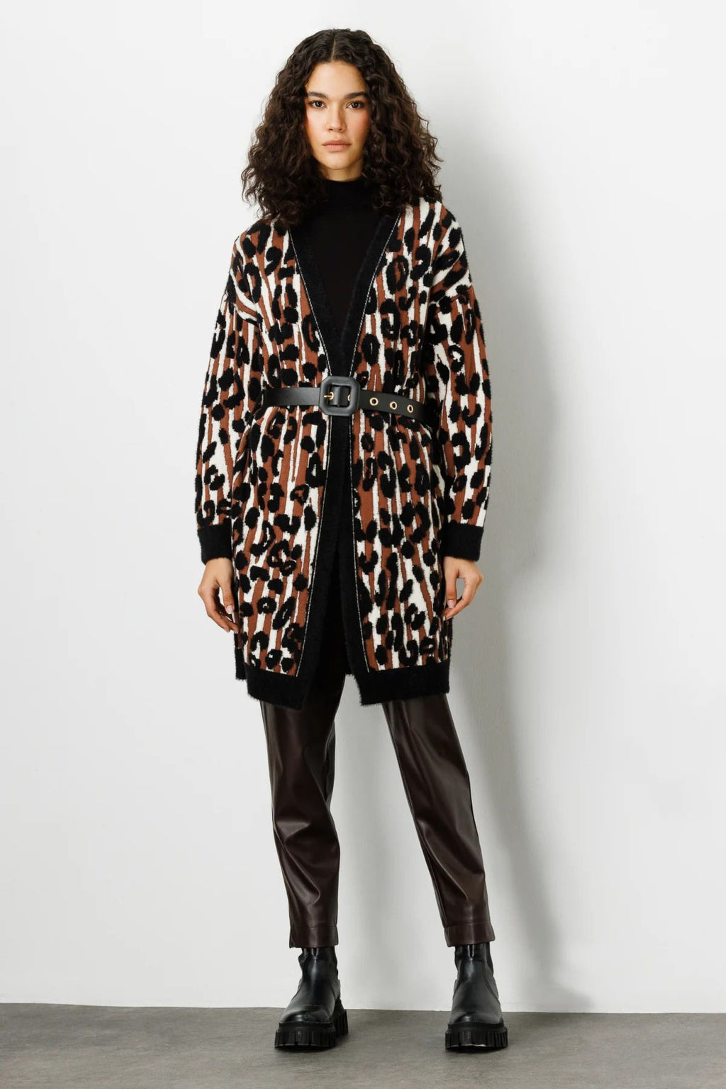 On Kadın Leopar Desenli Midi Uzun Kol Hırka - Vintage Stil