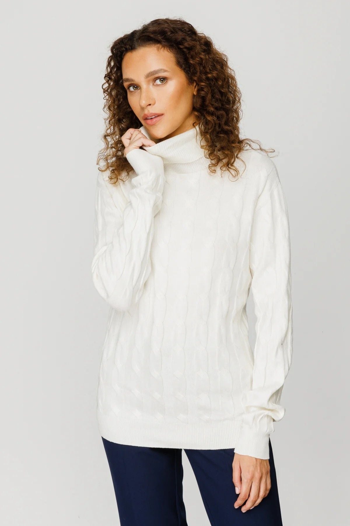 On Kadın Minimalist Boğazlı Uzun Kol Kazak - Oversize Ana görsel