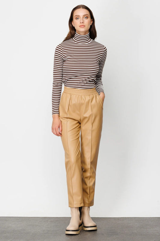 عشرة سراويل نسائية 23224146