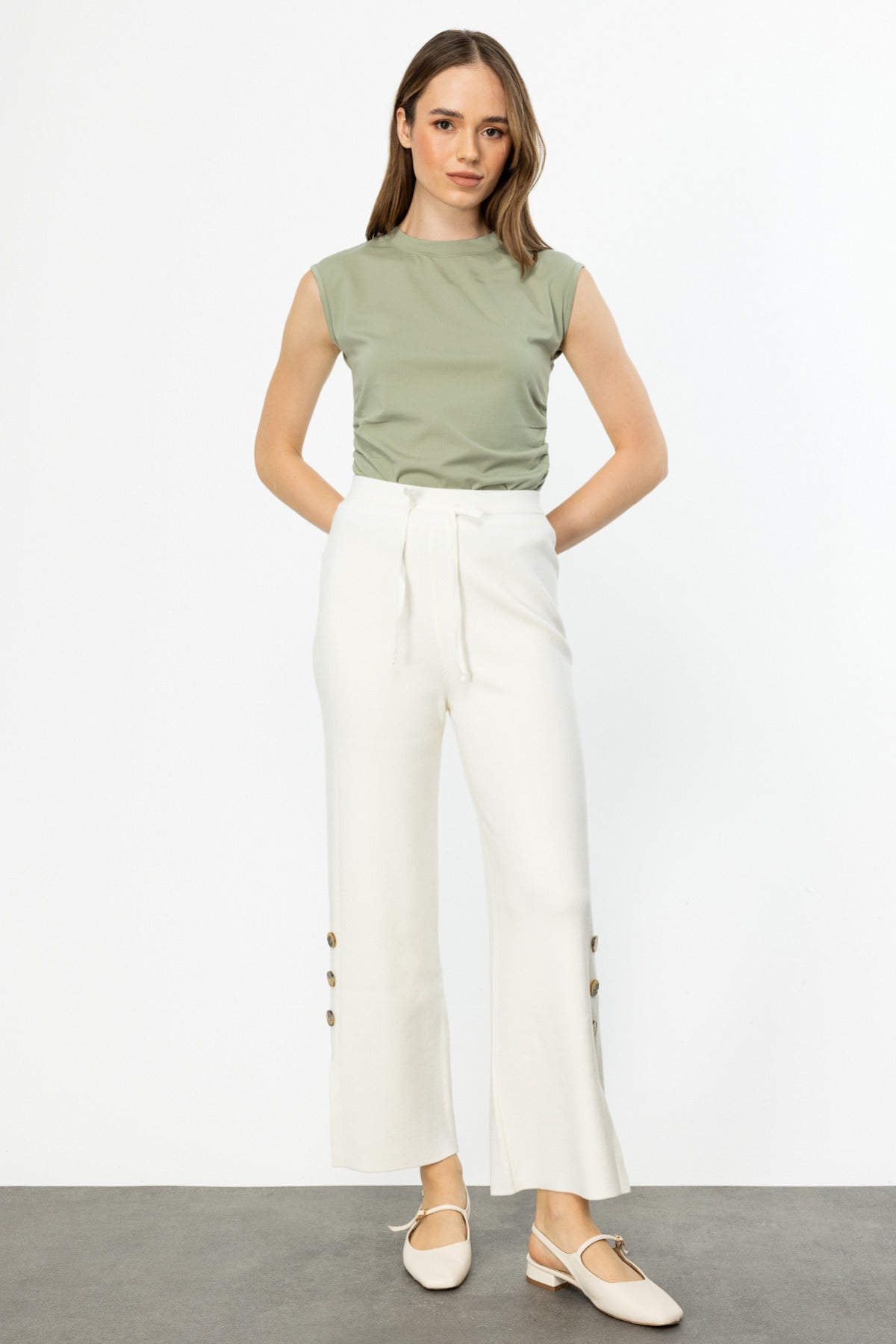 On Minimalist Oversized Midi Kadın Pantolon - Yüksek Bel Translation missing: ar.content.product_image_main