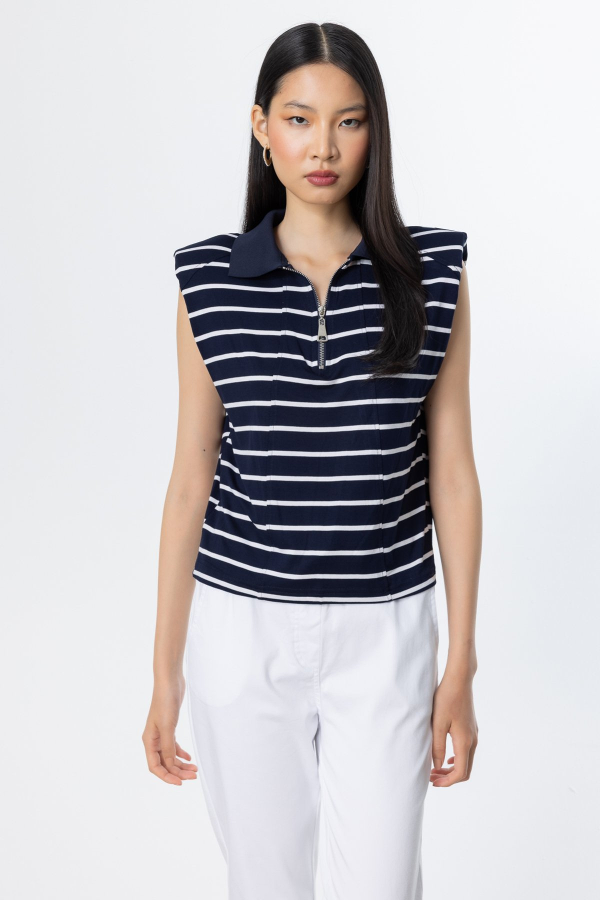 On Minimalist Çizgili Polo Yaka Kolsuz Crop Bluz - Yazlık Günlük Kombin