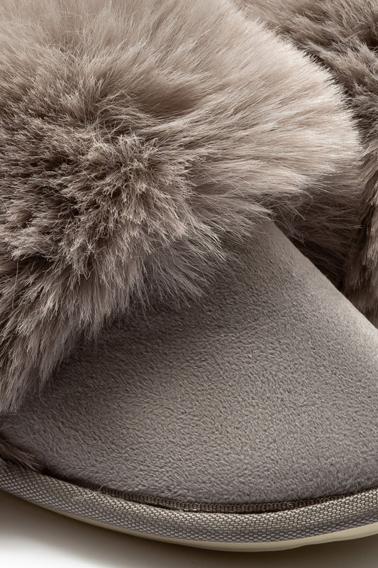 شباشب نسائية من تويجي CC0111