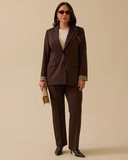 بنطلون كلاسيكي بمقاسات كبيرة مع جيوب من جالا-إكسي