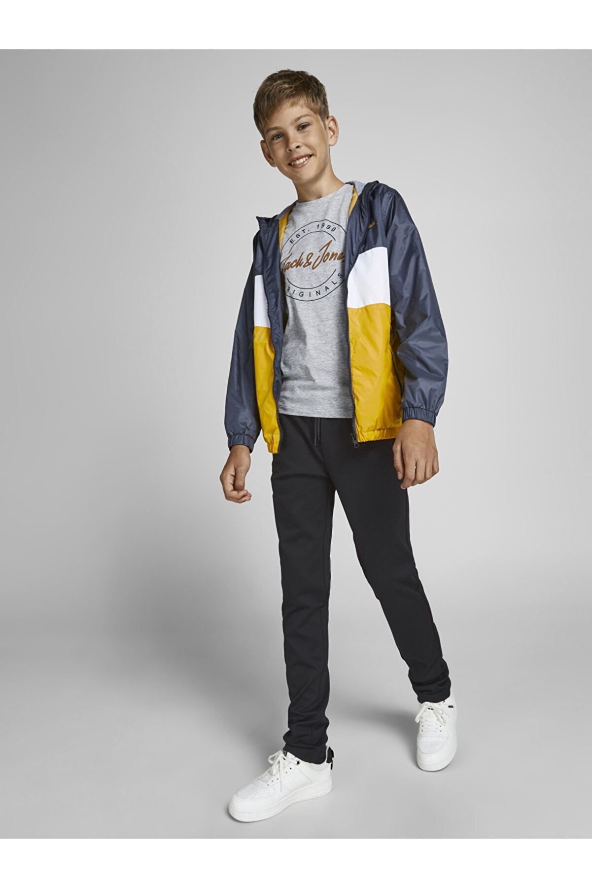 Jack&Jones Erkek Regular Fit Minimalist Spor Pantolon - Günlük Şıklık