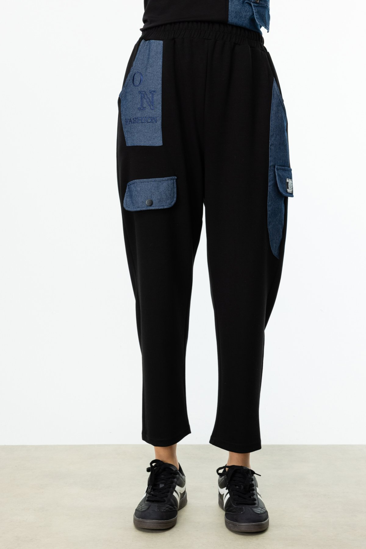On Beli Lastikli Denim Detaylı Pantolon Translation missing: ar.content.product_image_secondary