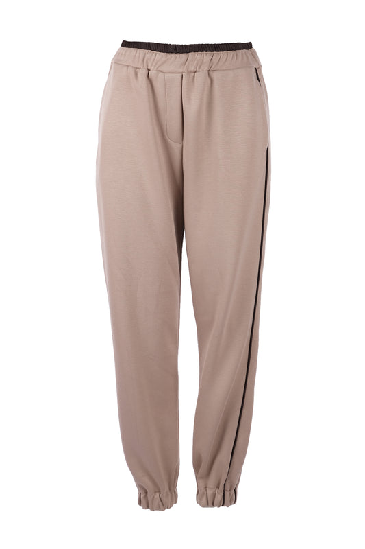 تخفيضات على البناطيل