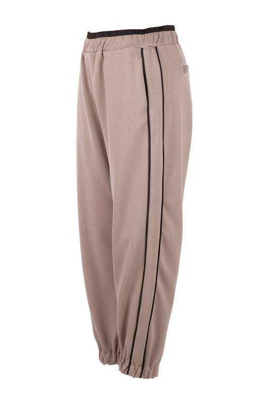 تخفيضات على البناطيل