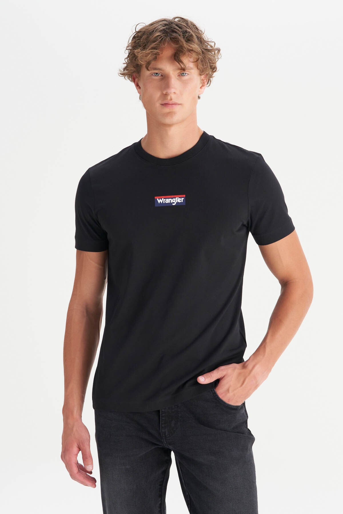Regular Fit Normal Kesim Siyah Minimal Logo Tişört T-Shirt Wrangler Translation missing: ar.content.product_image_main