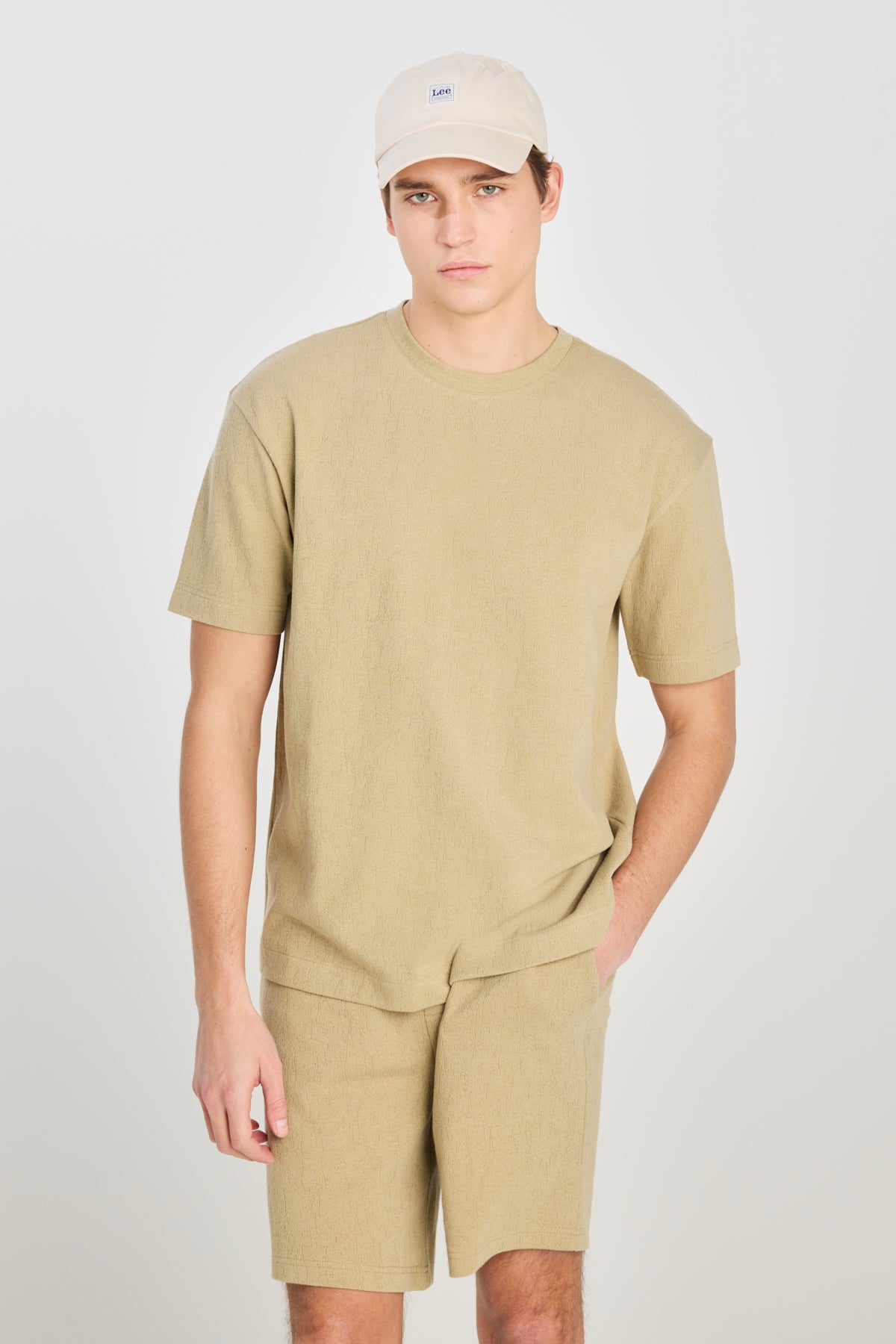 Relaxed Fit Geniş Kesim Bisiklet Yaka Pamuklu Açık Yeşil T-Shirt L2510271299 Translation missing: ar.content.product_image_main