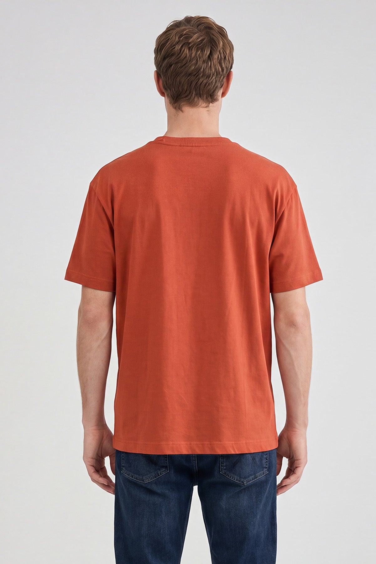 Relaxed Fit Small Logo Erkek T-Shirt Wrangler