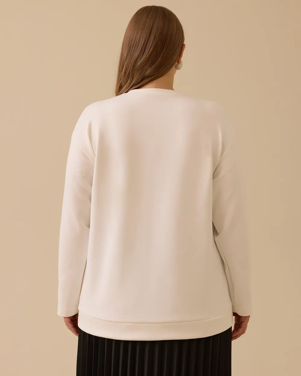 Büyük Beden Nakış Detaylı Boncuklu Sweatshirt Gala-Xi Translation missing: ar.content.product_image_secondary