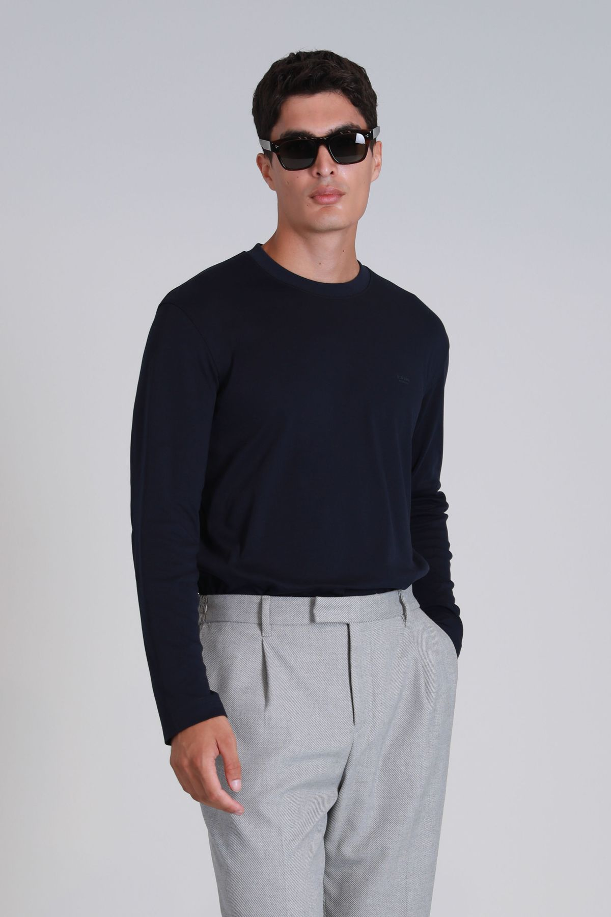 Lufian Minimalist Uzun Kol Regular Fit Erkek Sweatshirt - Günlük Şıklık Translation missing: tr.content.product_image_secondary