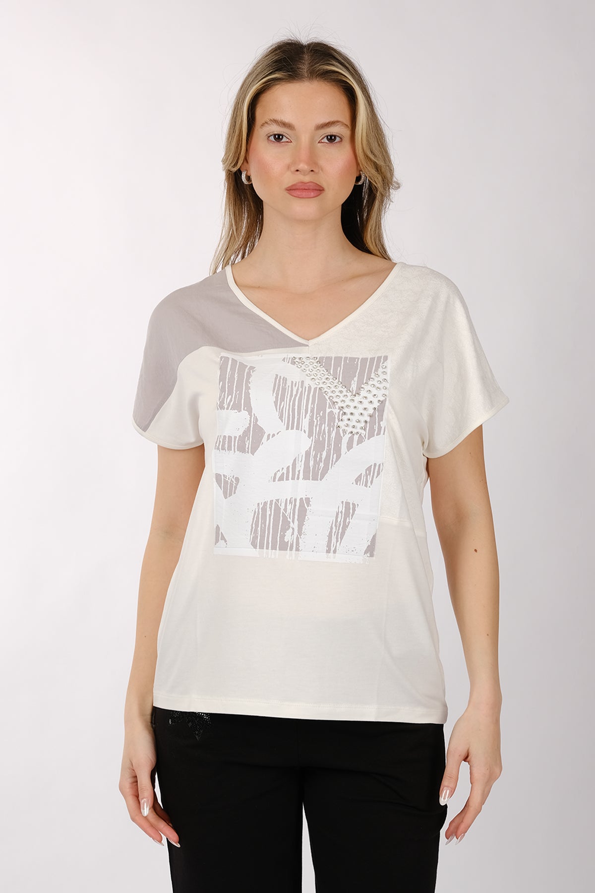 Daıdo Kadın V Yaka Kısa Kol Minimalist T-Shirt - Günlük Kullanım Translation missing: tr.content.product_image_main