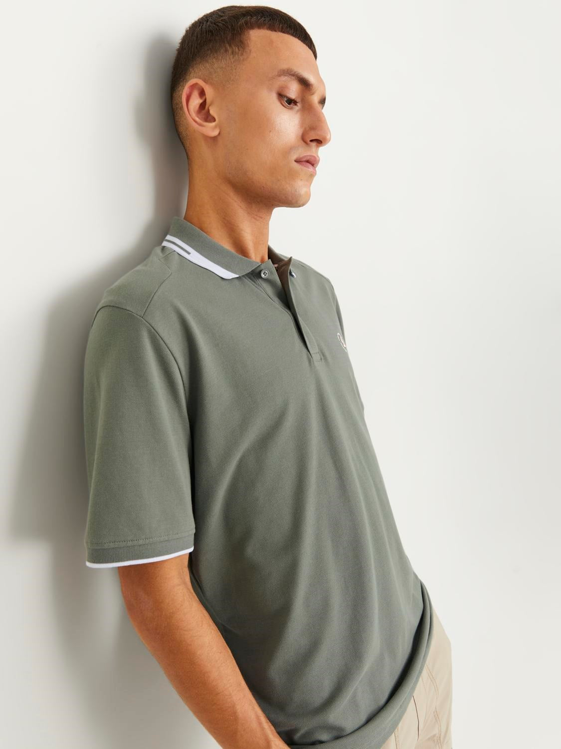 Jack&Jones Minimalist Polo Yaka Kısa Kol Erkek Tişört - Günlük Stil