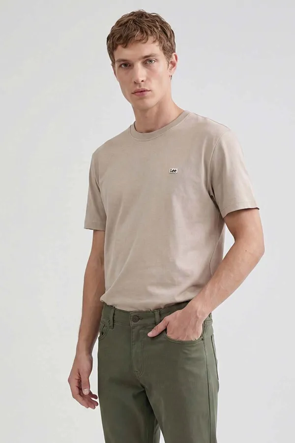 T-Shirt Lee Translation missing: ar.content.product_image_main
