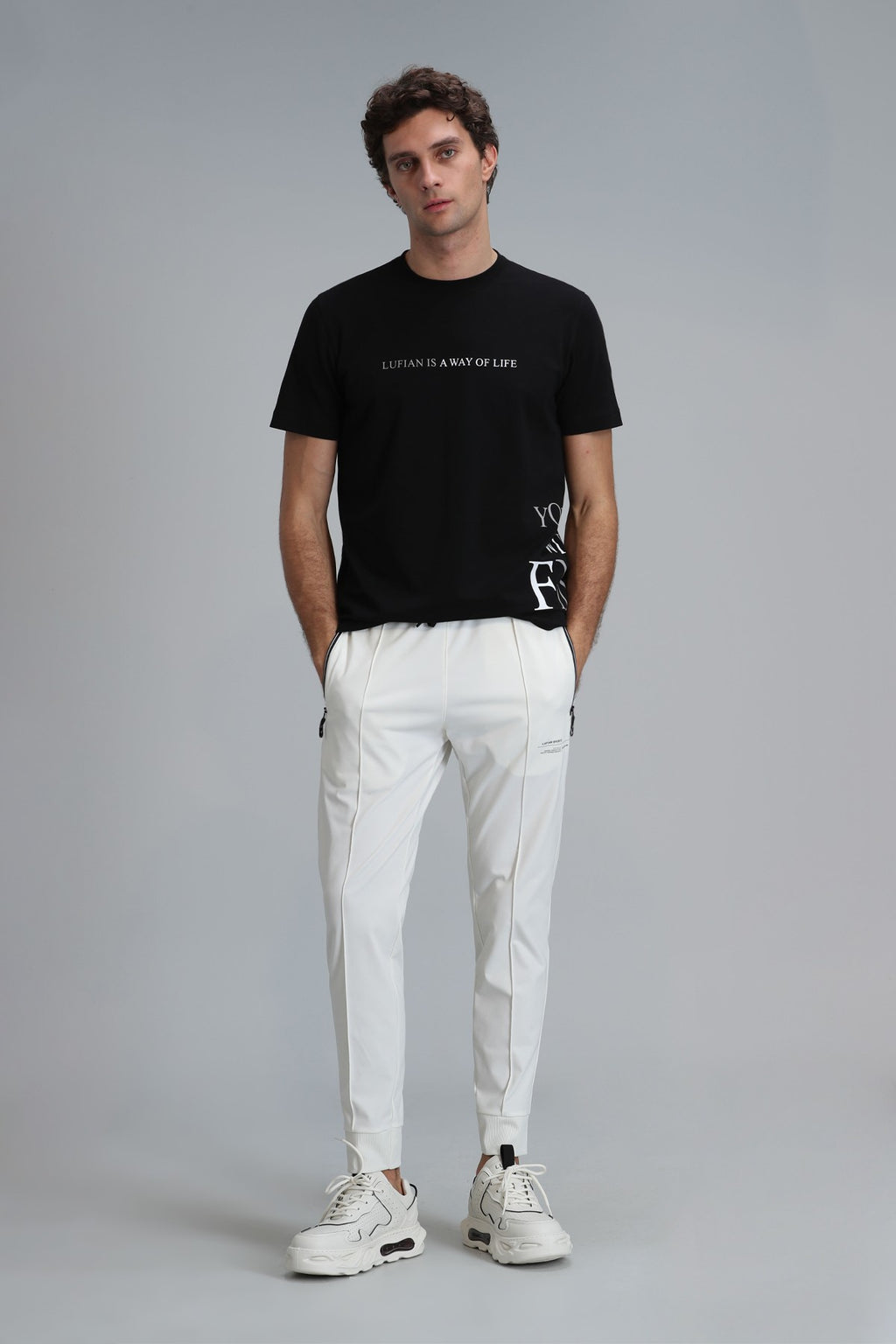 Lufian Oversize Kısa Kol Yuvarlak Yaka Erkek T-Shirt - Minimalist Stil