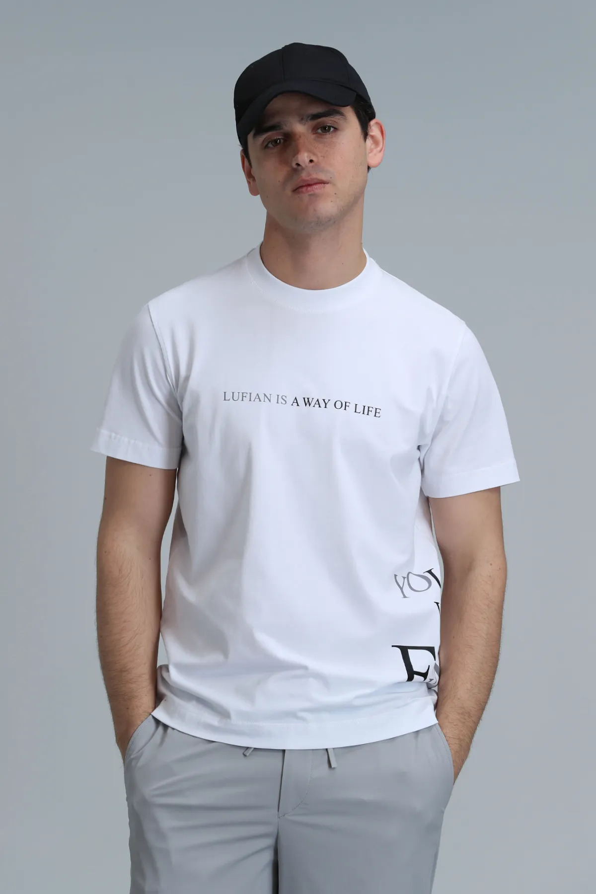 Lufian Oversize Kısa Kol Yuvarlak Yaka Erkek T-Shirt - Minimalist Stil Translation missing: tr.content.product_image_main