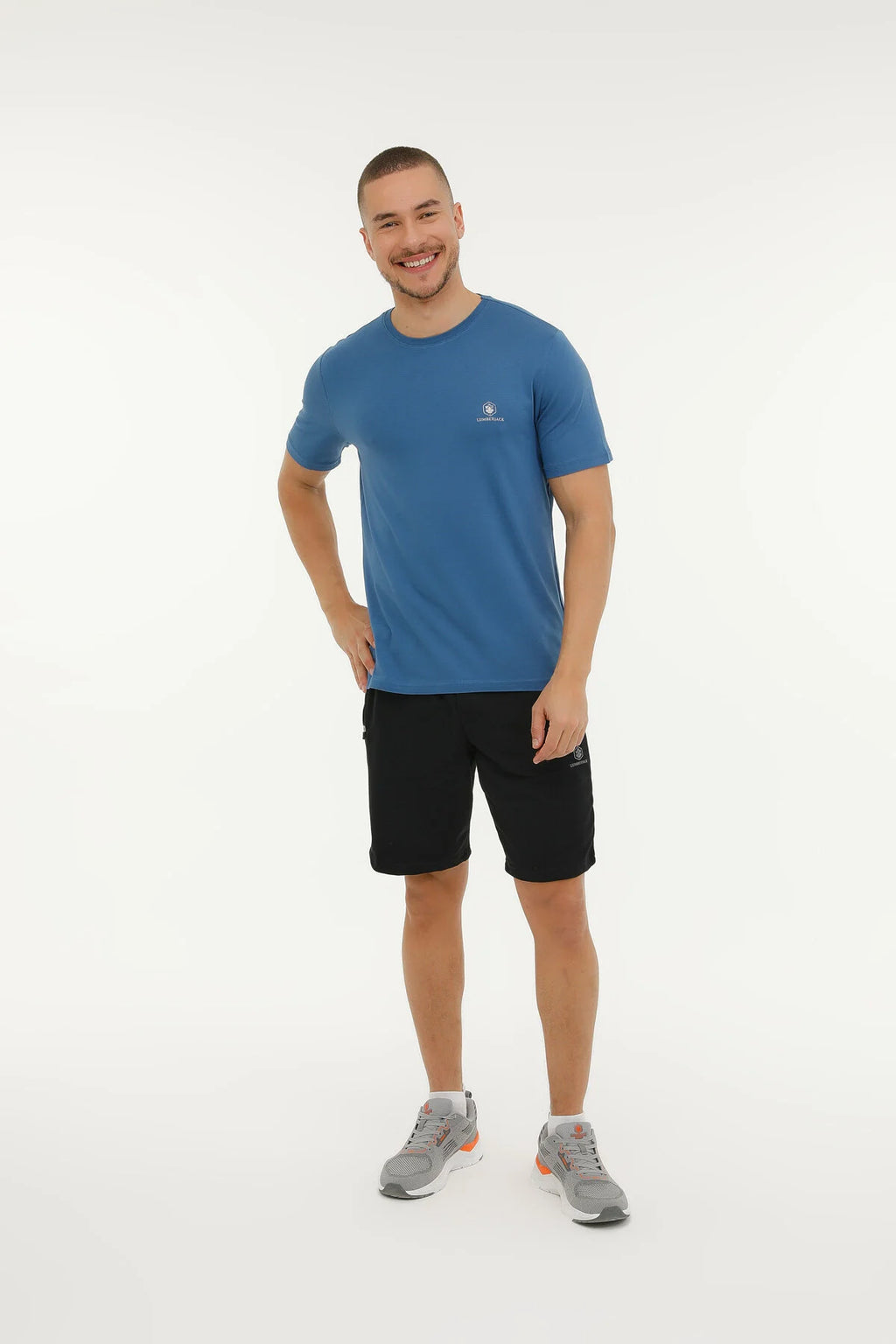 Lumberjack Erkek T-Shirt: Minimalist, Regular Fit, Kısa Kol - Günlük Şıklık
