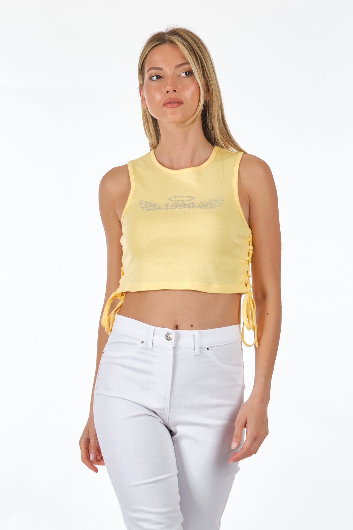Only Minimalist Crop Top - Kolsuz Kısa Yazlık T-Shirt Translation missing: ar.content.product_image_main