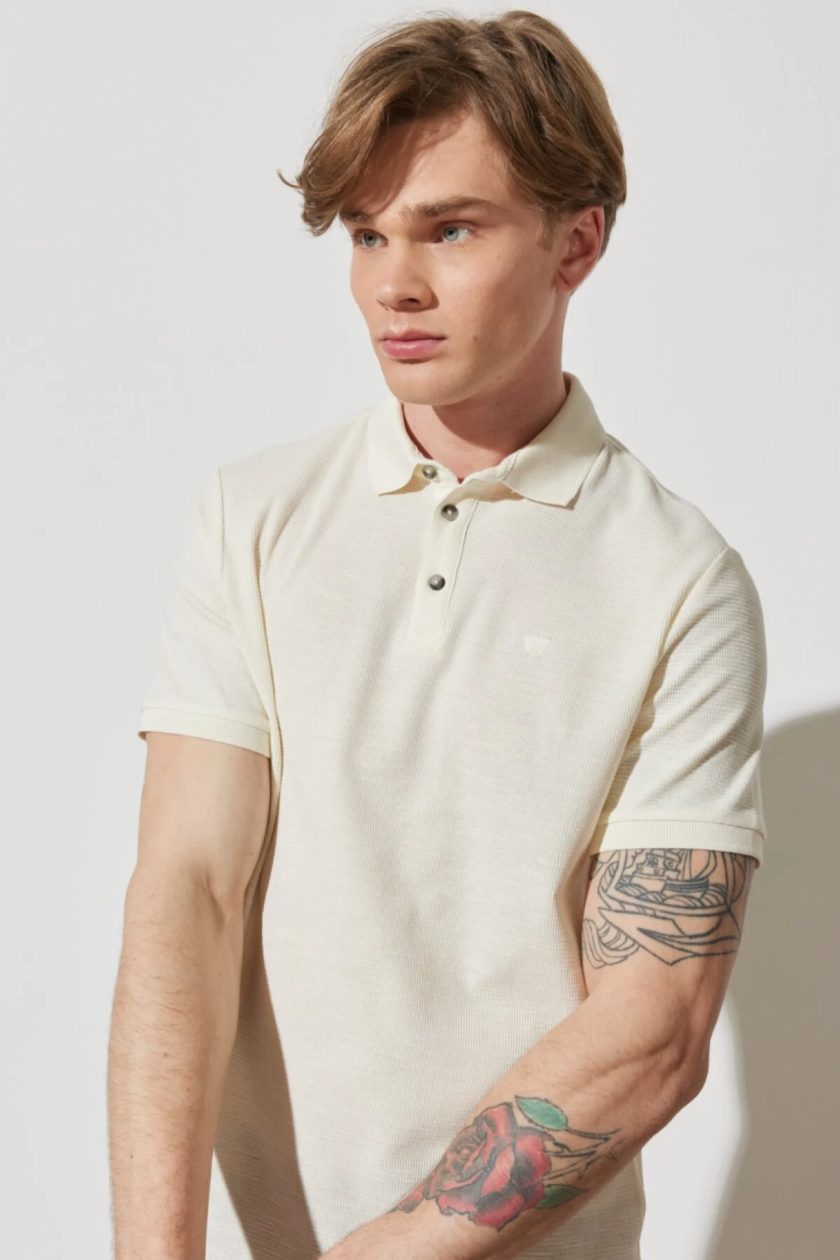 Wrangler Minimalist Polo Yaka Kısa Kol Erkek Tişört - Günlük Kullanım Translation missing: tr.content.product_image_secondary