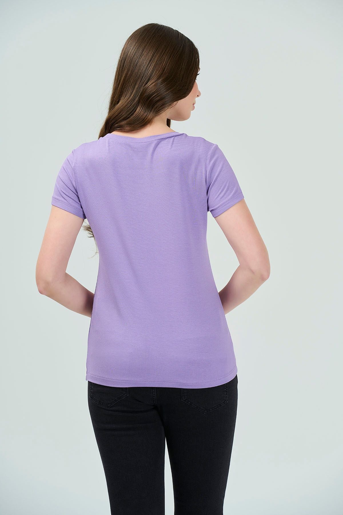 Tolga Saraçoğlu Minimalist Yuvarlak Yaka Kısa Kol Kadın T-Shirt - Günlük Kullanım