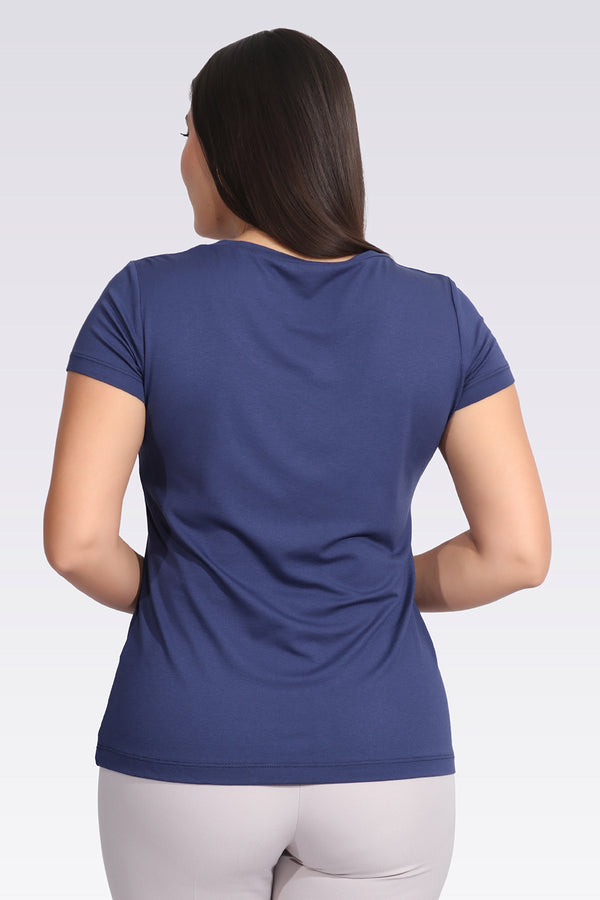 Tolga Saraçoğlu Minimalist Yuvarlak Yaka Kısa Kol Kadın T-Shirt - Günlük Kullanım