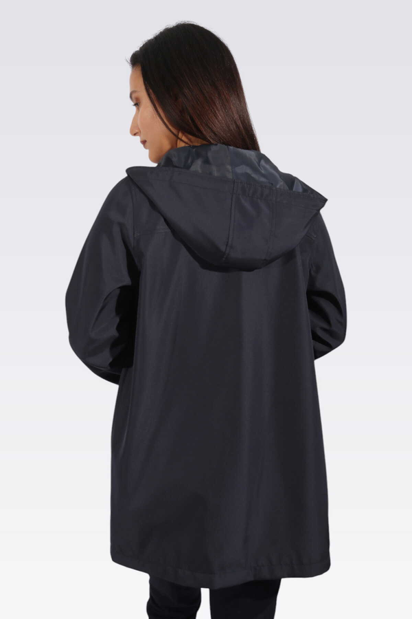 Tolga Saraçoğlu Kapüşonlu Midi Trençkot - Minimalist & Oversize