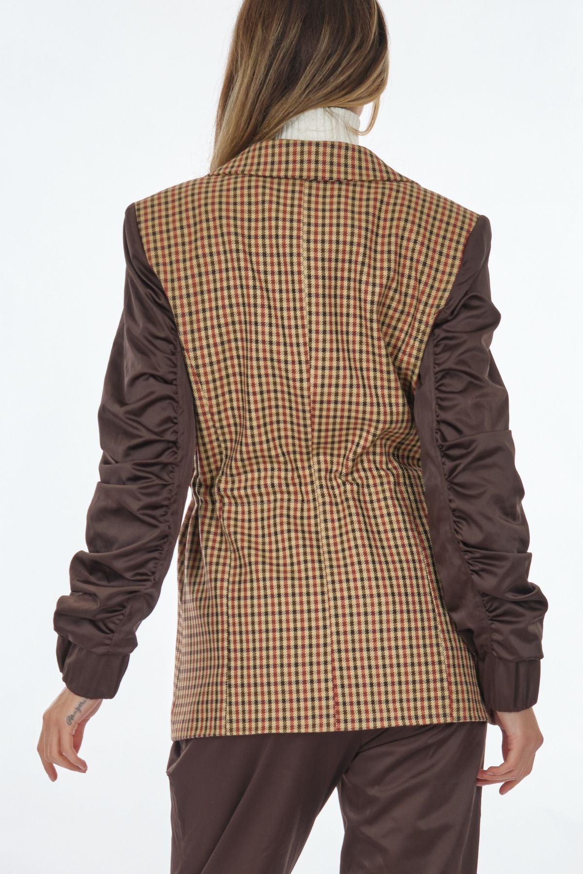 Unique Mode Oversize Crop Ekose Kadın Ceket - Büzgülü Kol