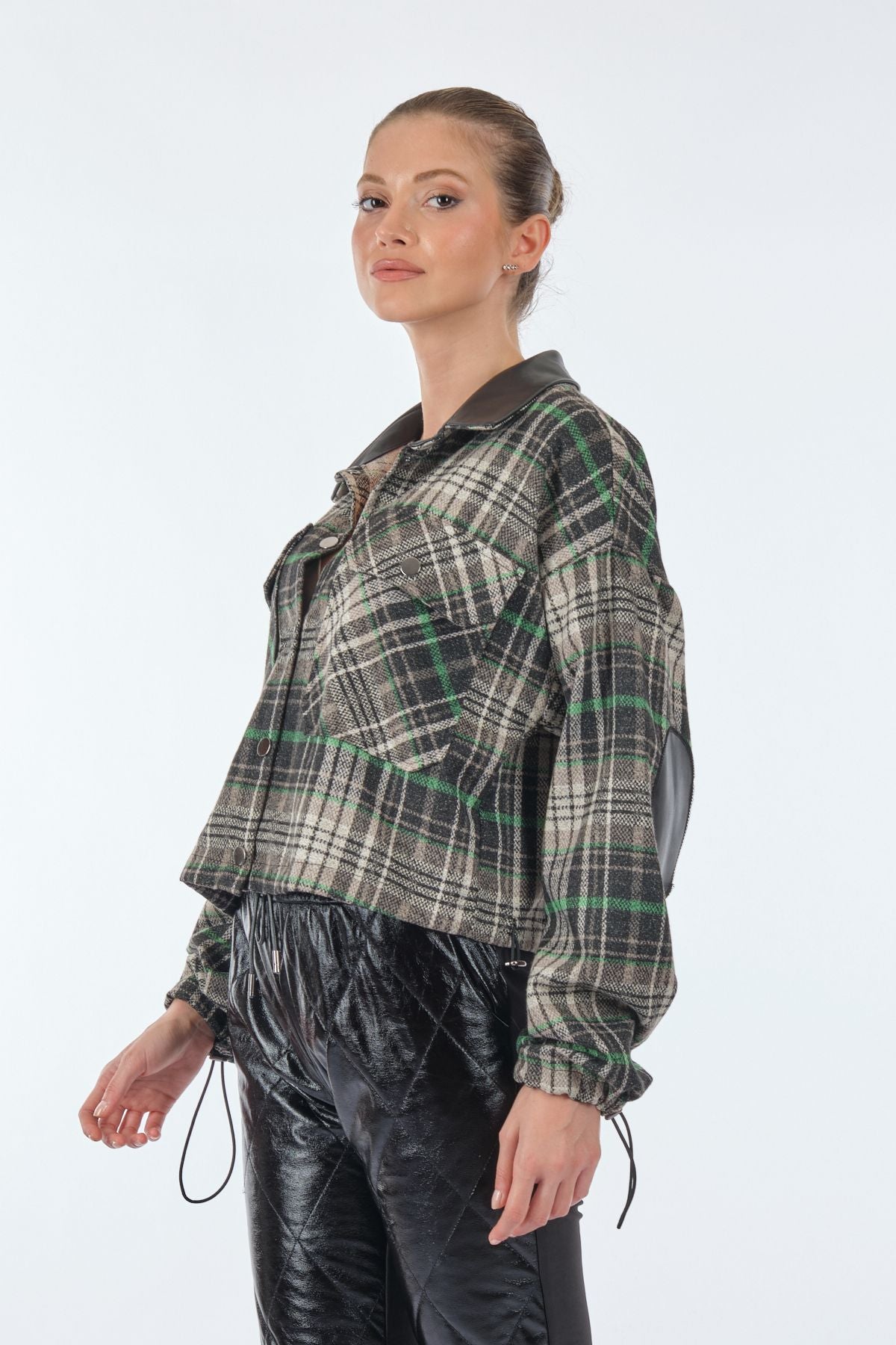 Unique Mode Oversize Crop Ekose Gömlek - Deri Detaylı - Minimalist
