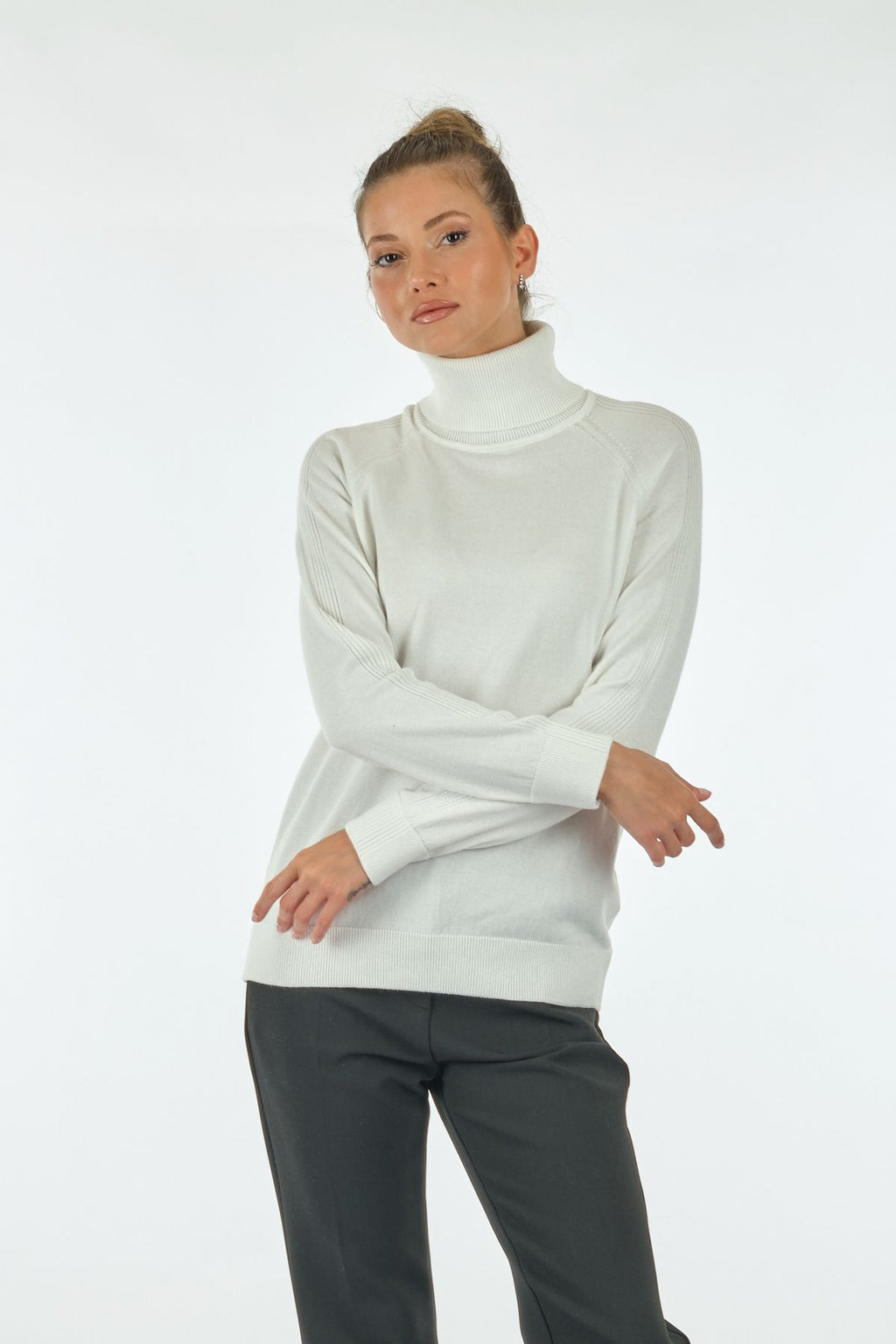 Unique Mode Minimalist Boğazlı Uzun Kol Oversize Kadın Triko