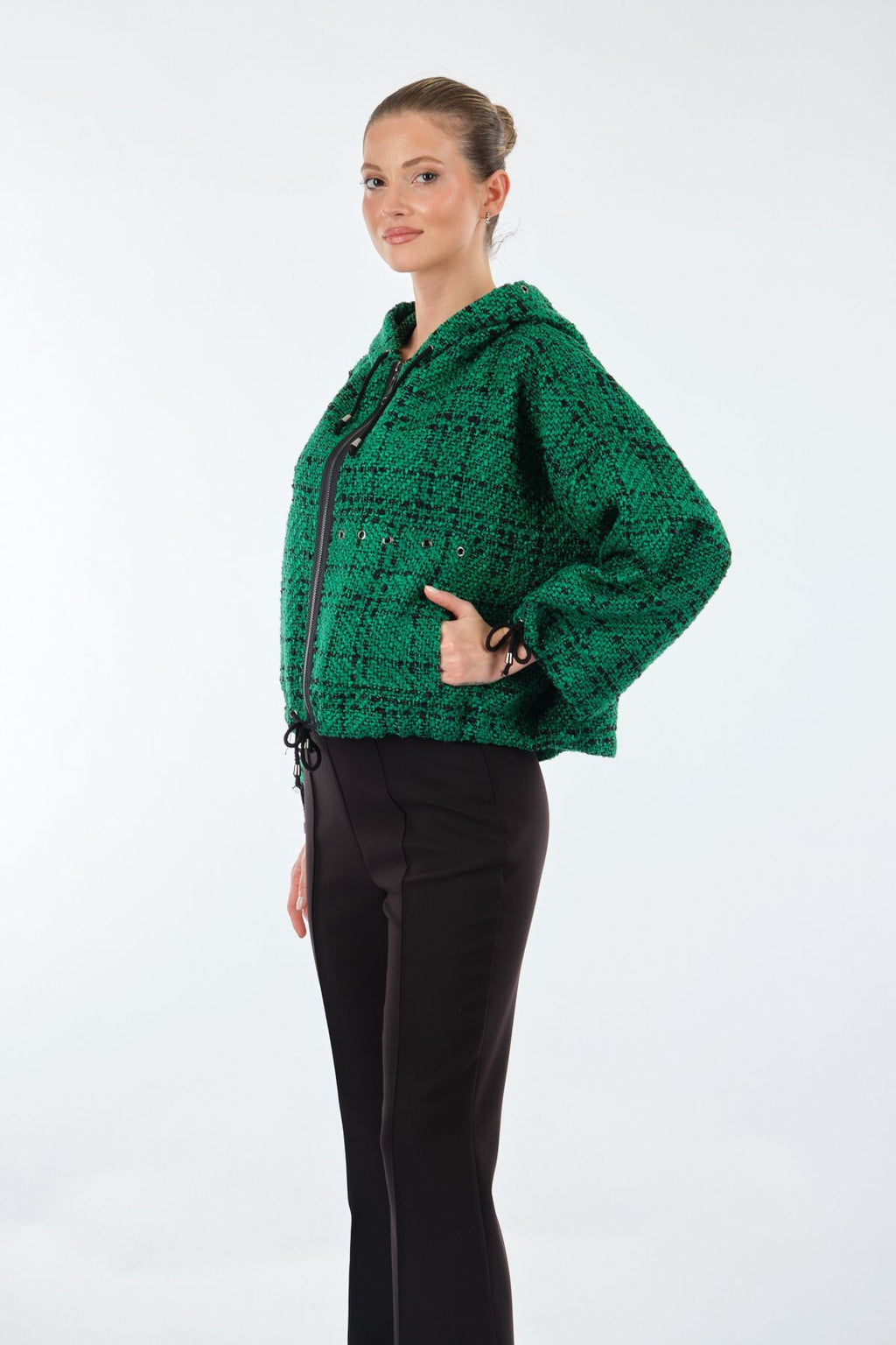 Unique Mode Oversize Kapüşonlu Crop Kadın Mont - Günlük Kullanım
