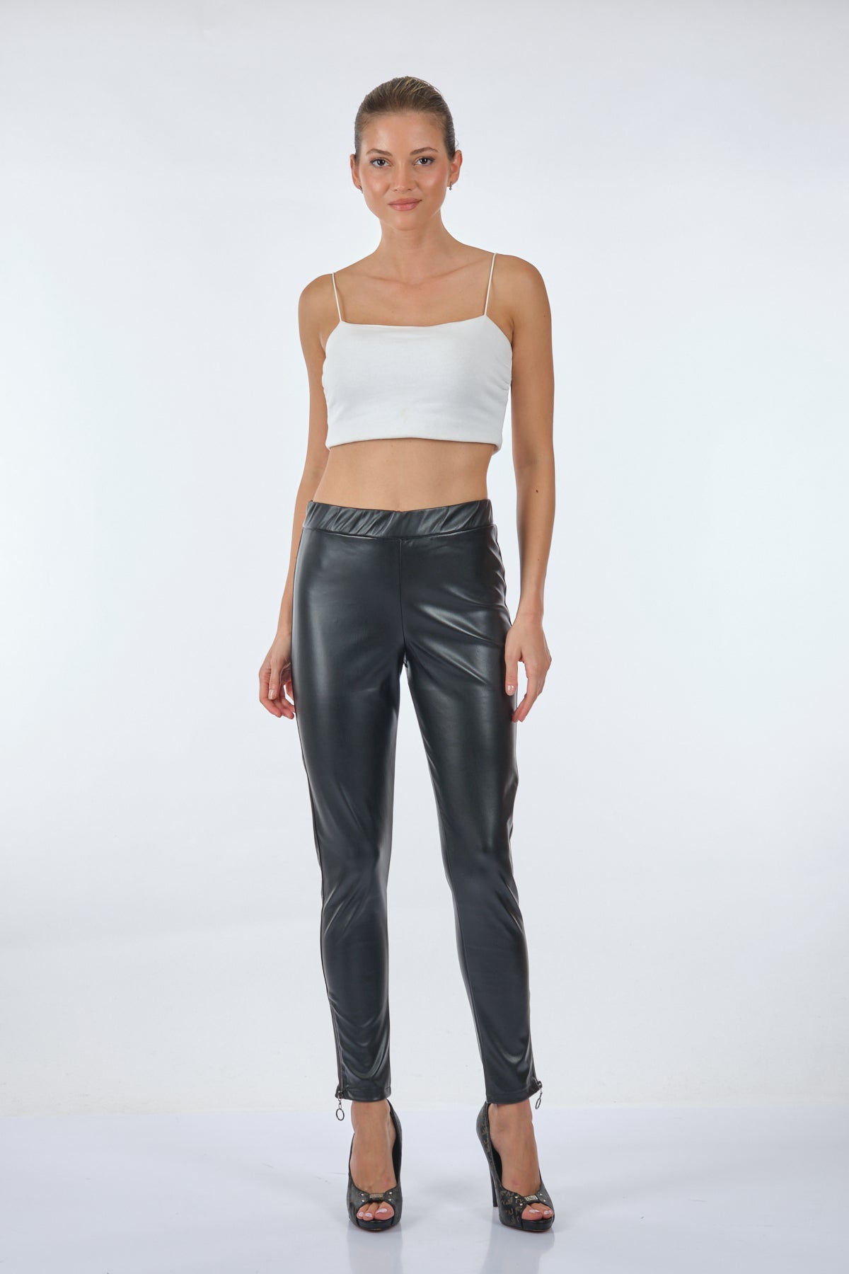 Vedi Minimalist Deri Tayt - Günlük & Gece - Slim Fit Translation missing: tr.content.product_image_main