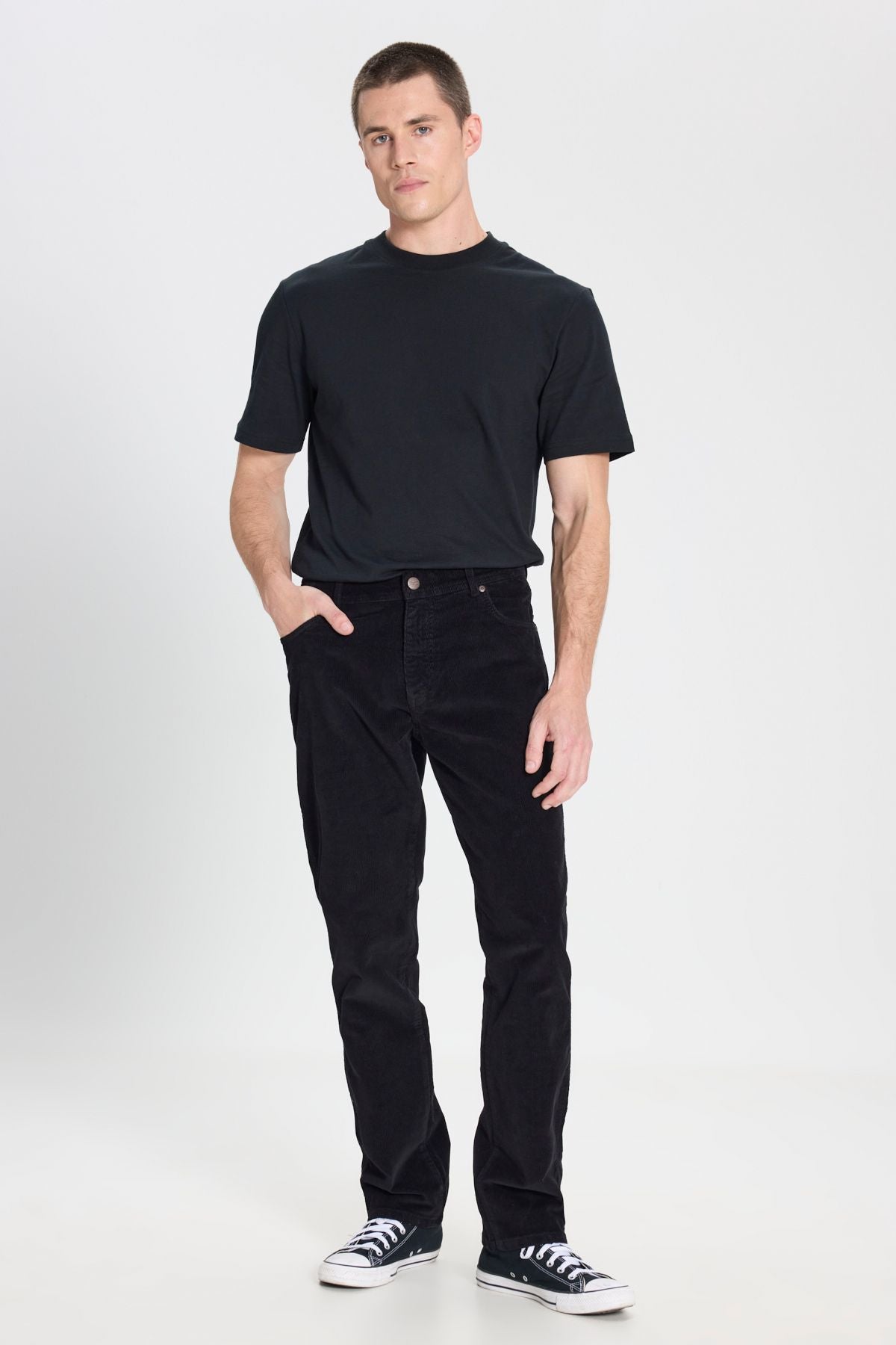 Wrangler Erkek Korduroy Pantolon - Regular Fit - Günlük Şıklık Translation missing: ar.content.product_image_secondary