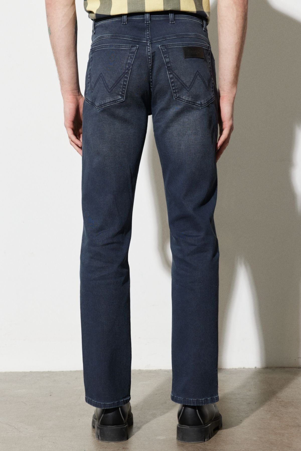 Wrangler Erkek Regular Fit Jean - Klasik ve Şık Günlük Stil
