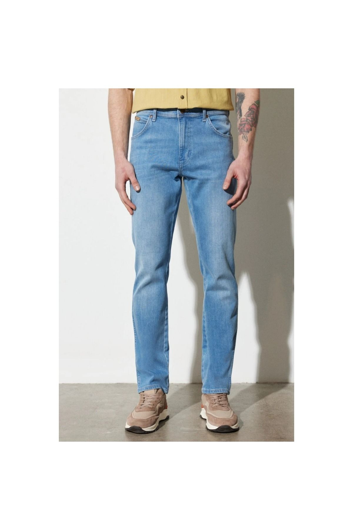 Wrangler Erkek Minimalist Regular Fit Jean Pantolon - Günlük Stil Translation missing: ar.content.product_image_main