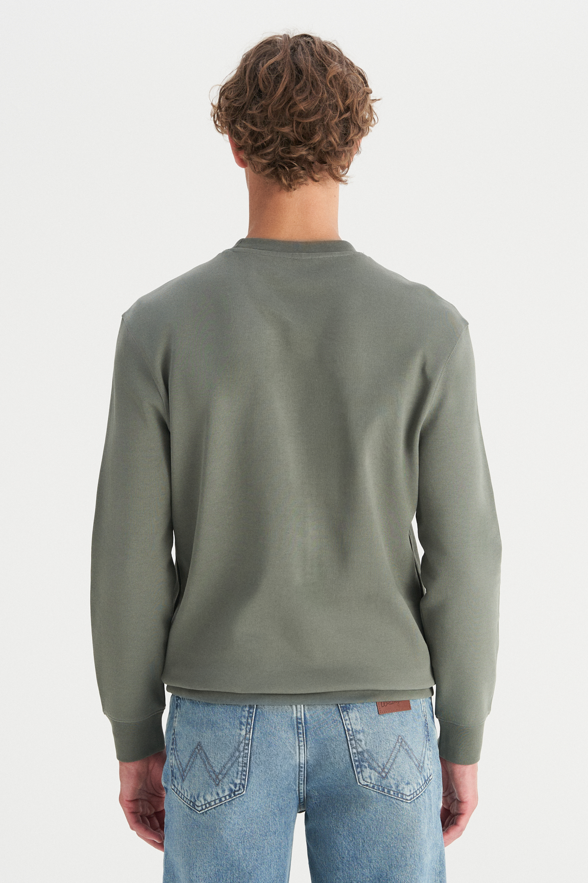 Wrangler Erkek Regular Fit Normal Kesim Bisiklet Yaka Logo Detaylı Sweatshirt