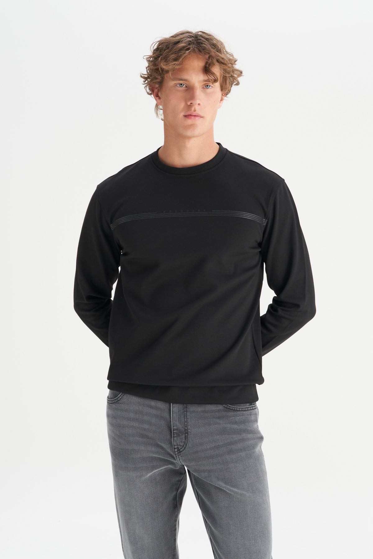 Wrangler Erkek Regular Fit Normal Kesim Bisiklet Yaka Sweatshirt Translation missing: tr.content.product_image_main