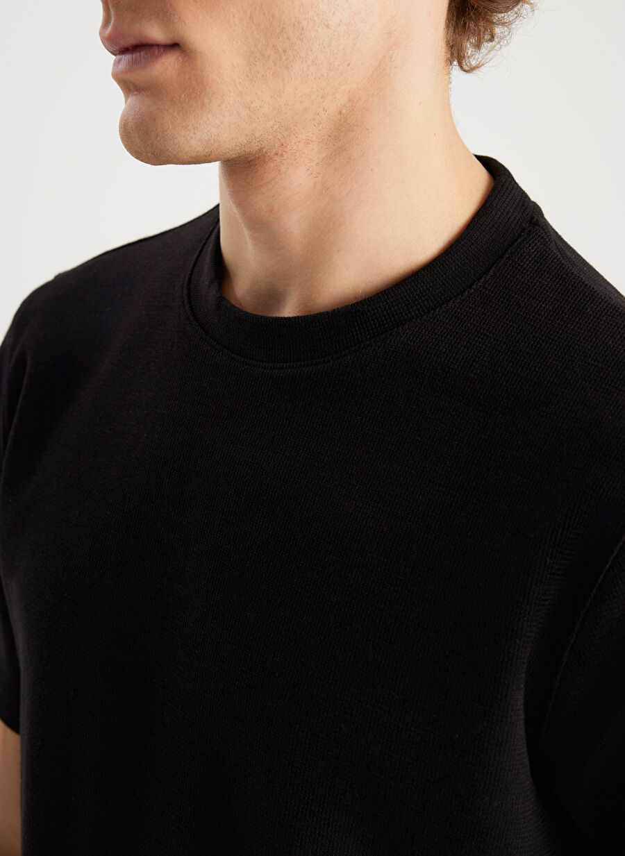 Wrangler Minimalist Erkek T-Shirt - Regular Fit Kısa Kol Translation missing: tr.content.product_image_secondary