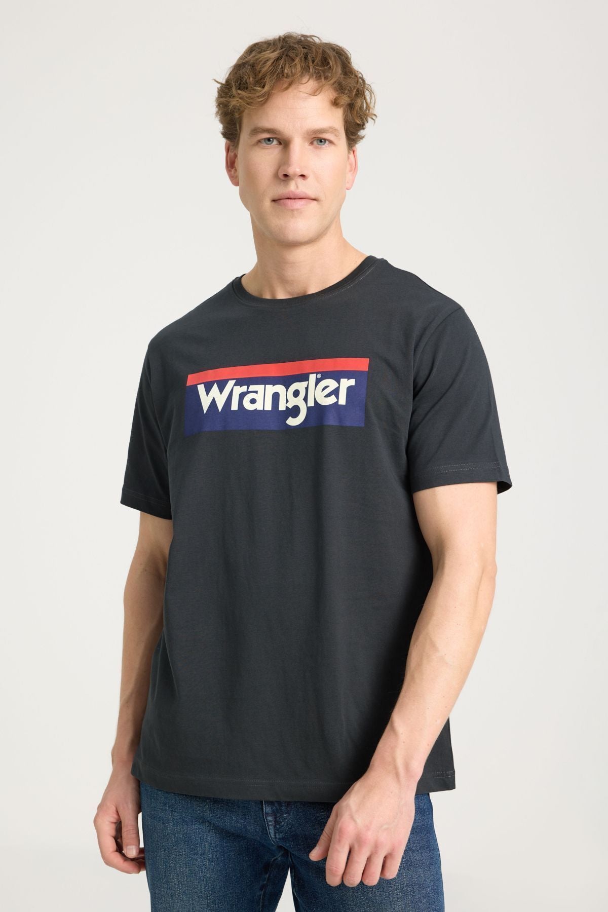 Wrangler Oversize Erkek T-Shirt - Kısa Kol - Minimalist Tarz
