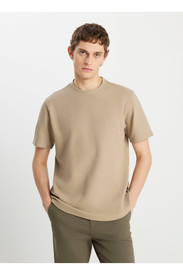 Wrangler Oversize Erkek T-Shirt - Minimalist Stil - Kısa Kol - Günlük