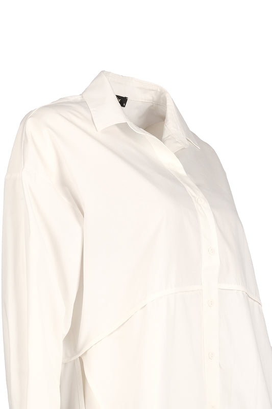 قميص نسائي من Ysatis بتصميم بسيط وواسع وأكمام طويلة وياقة