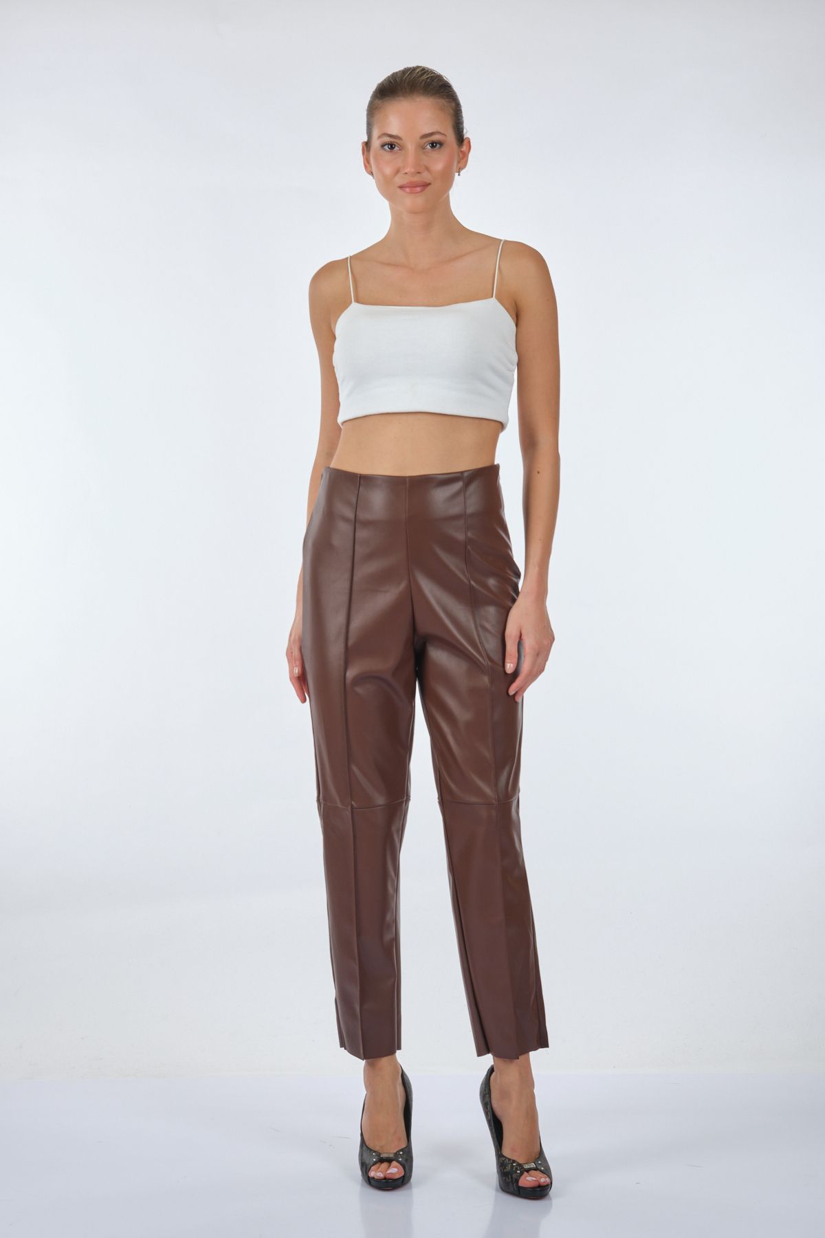 Ysatis Minimalist Deri Crop Pantolon - Yüksek Bel, Şık, Günlük & Gece Translation missing: ar.content.product_image_main
